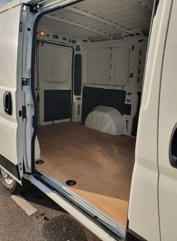 Peugeot Boxer Asphalt 330 L1H1 miniature 5
