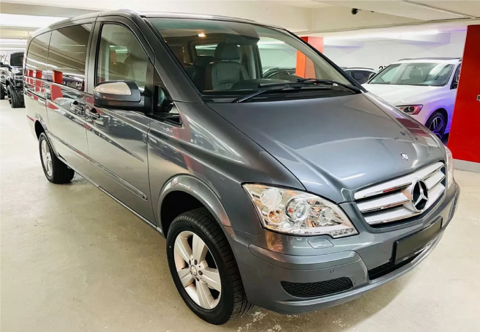 Mercedes Viano miniature 5