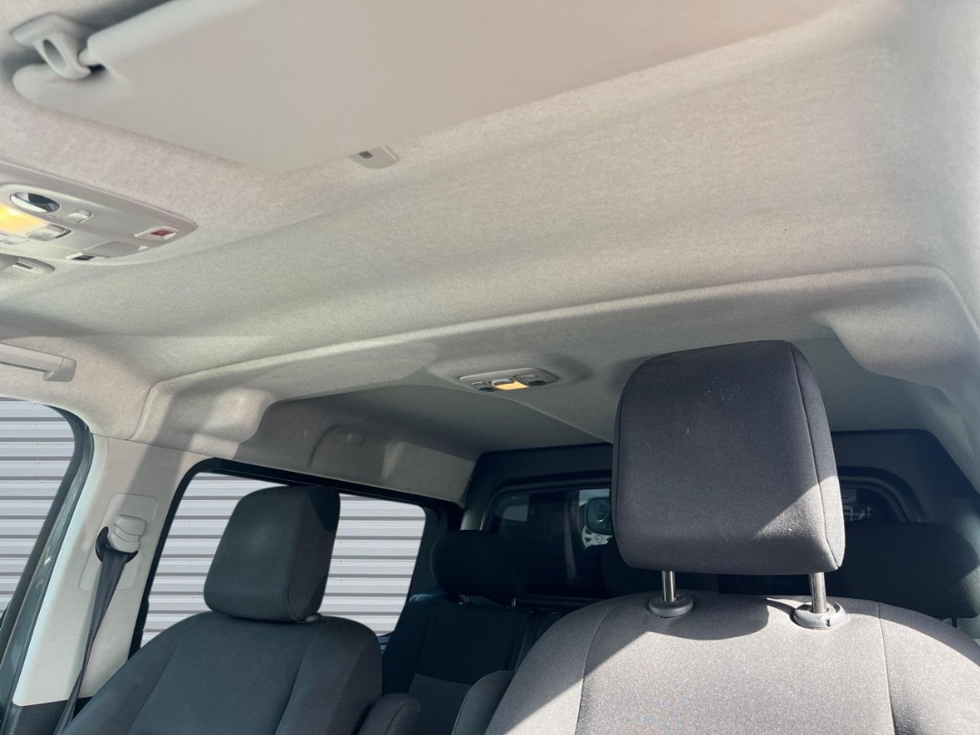 Peugeot Expert Cab App 2.0 BlueHDi 180 Premium miniature 4