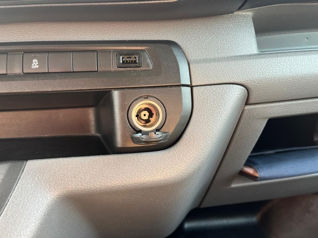 Peugeot Expert Cab App 2.0 BlueHDi 180 Premium miniature 6