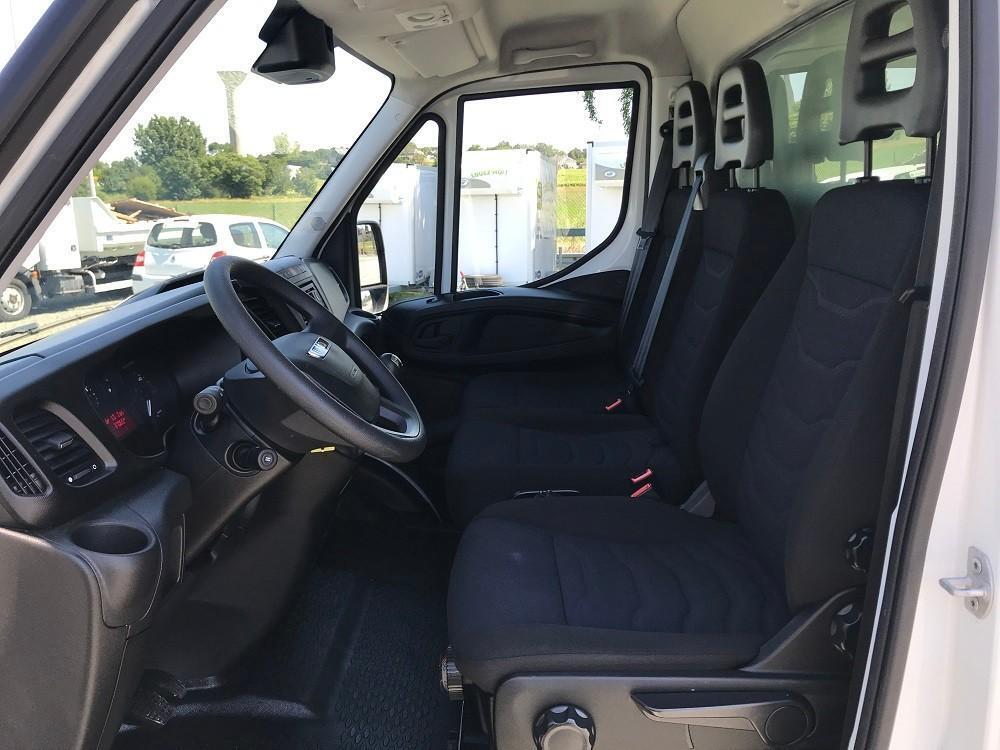 IVECO DAILY 35C16 CAISSE HAYON 20m3 160 CH miniature 9
